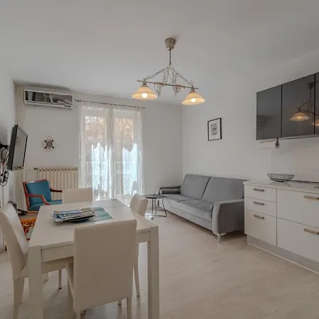 Prokonzul 2br In Old Town דירה זאדאר