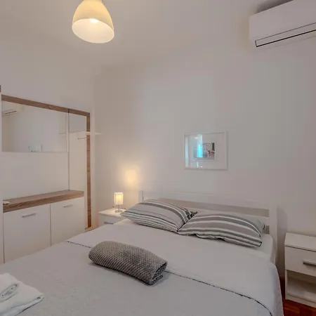 Prokonzul 2br In Old Town * זאדאר