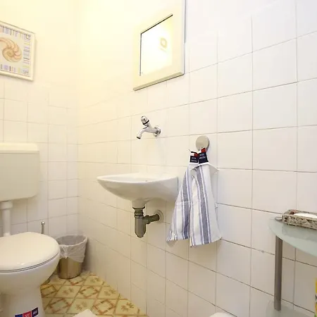 Apartment Prokonzul 2Br Apartment In Old Town *