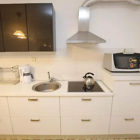 Apartment Prokonzul 2Br Apartment In Old Town