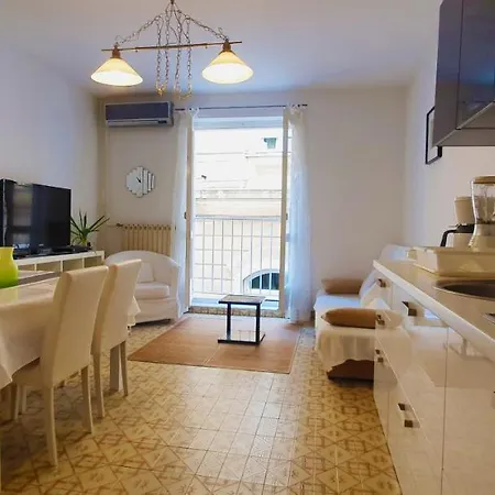 Apartment Prokonzul 2Br Apartment In Old Town *